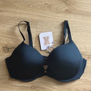 Savage X Fenty Black Bra- 34DD